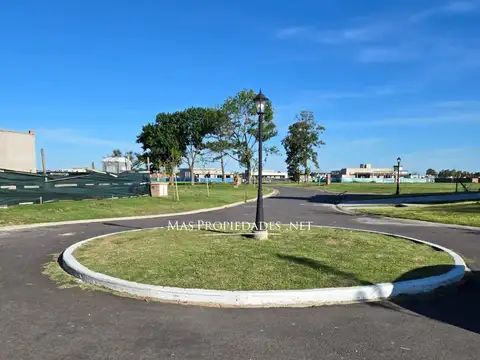 Terreno en Venta 20  mts Fondo