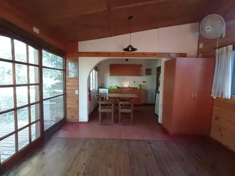 VENTA DE ISLA DE 4HA CON 4 CABAÑAS, MUELLE, QUINCHO, PILETA Y PARRILLA INDIVIDUALES, IDEAL INVERSOR
