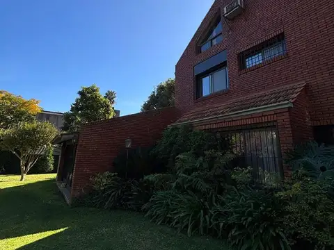 Casa en Venta en Santa Rita, USD 640.000