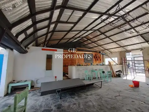 Venta de Local, Pilar