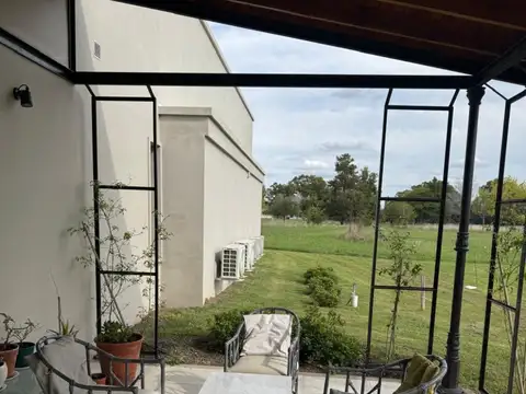 Casa en Venta en Estancia Benquerencia Farm Club, USD 451.000