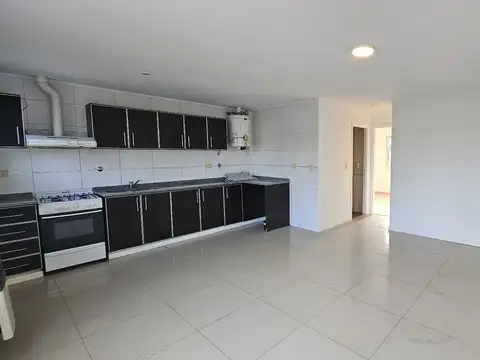 Depto Tipo Casa en Alquiler de 2 dormitorios