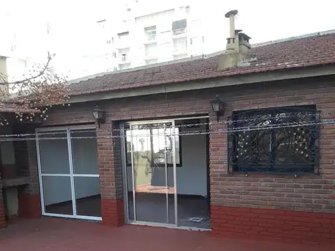 Depto Tipo Casa en Venta 45 años