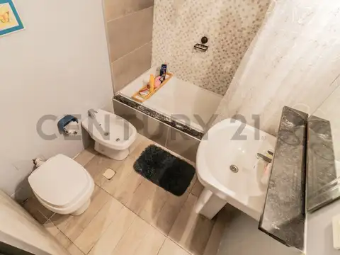 Departamento en Venta en Flores, USD 99.000