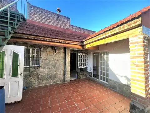 Depto Tipo Casa en Venta de 2 ambientes
