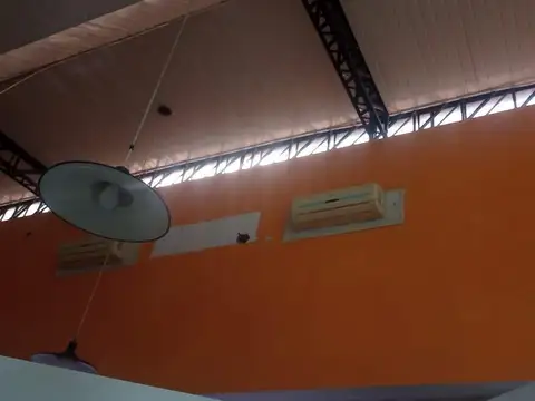 Oficina 3 ambientes con 2 baños