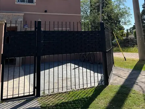 Duplex 4 Amb con Suite, Pileta y Parrilla – Barrio Montecarlo (a 2 cdras. de Paseo Pilar)