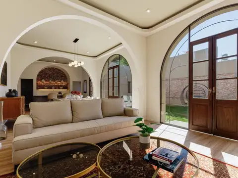 Casa en Venta en Nuestra Señora De Lourdes, USD 390.000