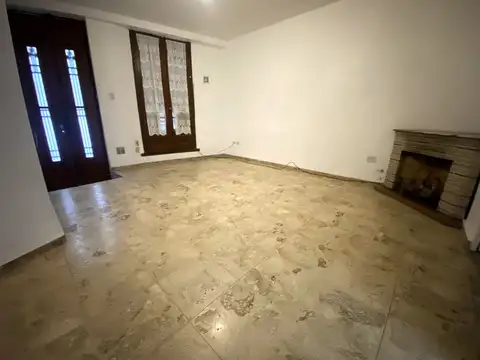 Depto Tipo Casa en Venta de 3 ambientes