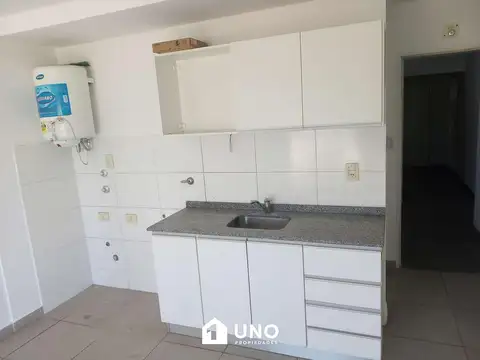 Maipú y Viamonte - Dpto Monoambiente.