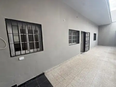 Depto Tipo Casa en Alquiler de 2 ambientes