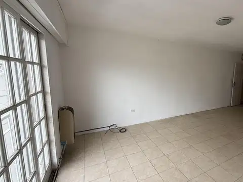 Centenario  al 1500 Beccar