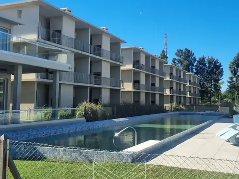 Departamento en Venta en La Lonja, USD 80.000
