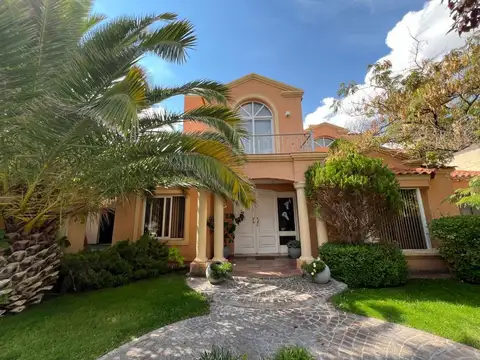 Casa en Venta en Barrio Privado Palmares