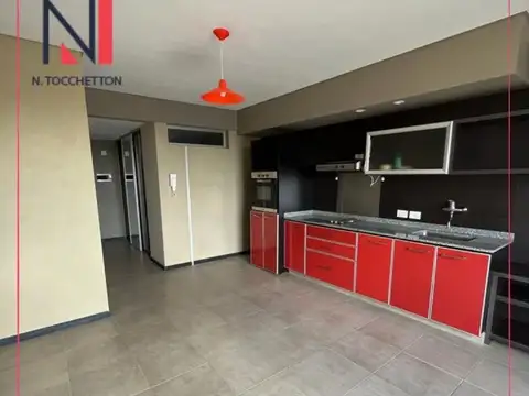 Venta Monoamb amplio en el centro de Castelar Norte