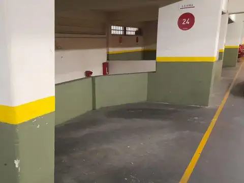 Cochera en Centro
