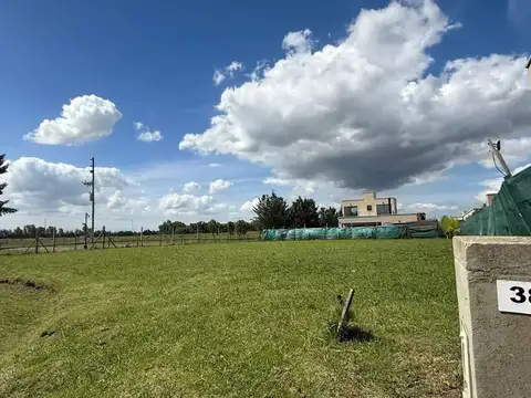 LOTE EN VENTA BARRIO CRUZ DEL SUR SAN VICENTE