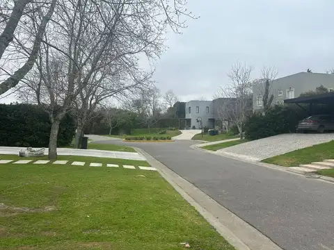Terreno en Venta en El Cazal, USD 40.000