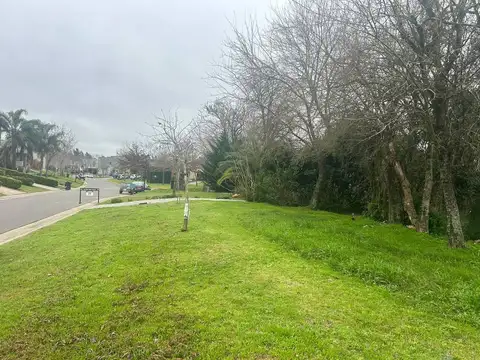 Terreno en Venta en El Cazal, USD 40.000