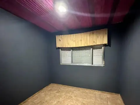 Casa 2 ambientes con 1 baño