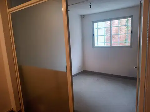 Oficina en Alquiler en Mendoza, $ 400.000