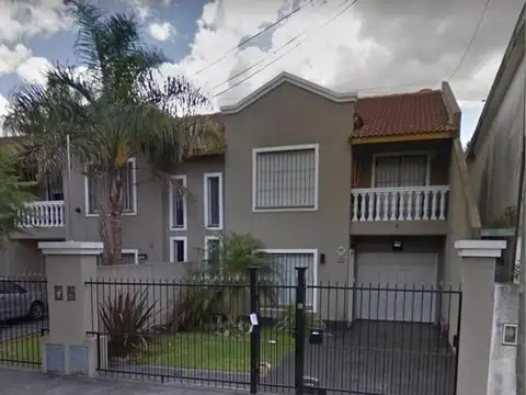 Casa 4 ambientes en Ituzaingo