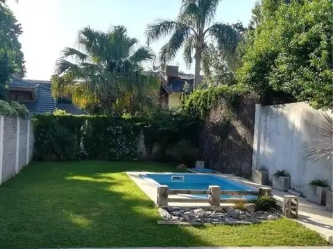 Casa en Venta en Ituzaingo, USD 230.000