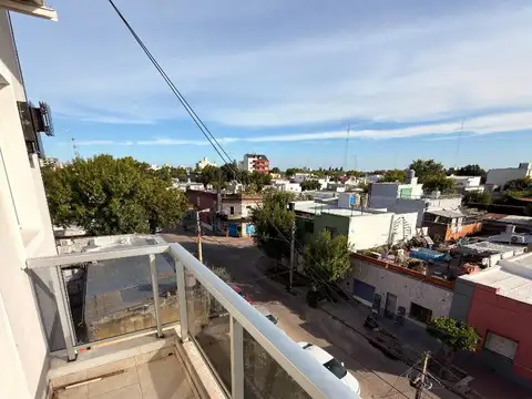 Depto 2 ambientes c/cochera en zona centro Apto Crédito 