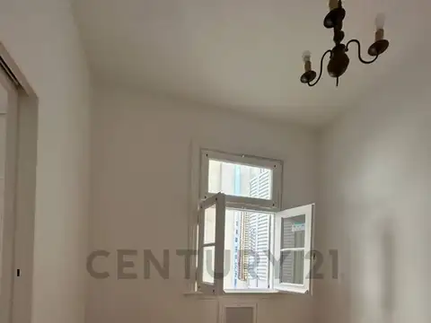 Av corrientes 1200, Piso 7