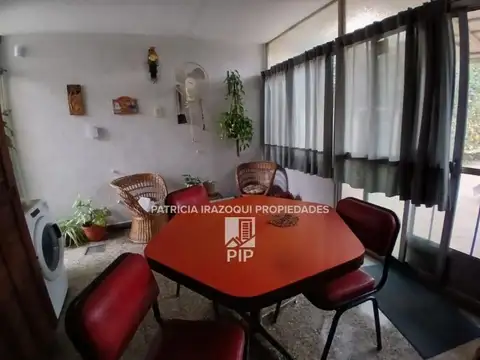 Casa 5 ambientes con 1 baño