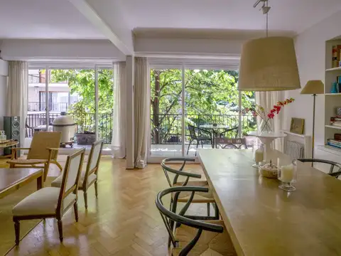 Billinghurst 2500, Piso 2