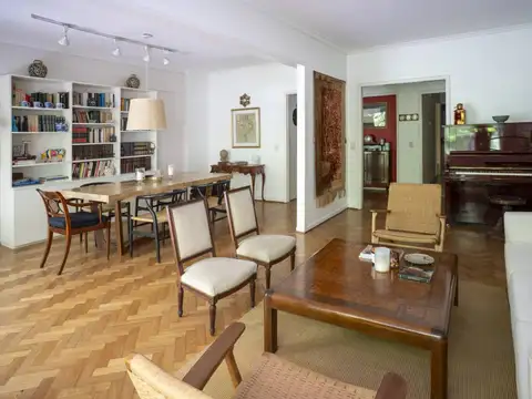 Billinghurst 2500, Piso 2