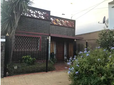 CASA EXCELENTE OPORTUNIDAD