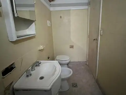 VENTA DEPARTAMENTO DOS AMBIENTES MORON