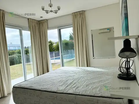 Casa en Alquiler de 3 dormitorios