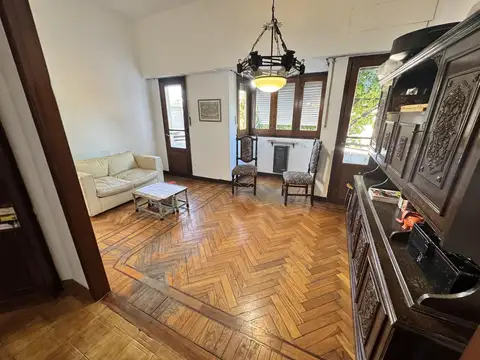 Depto Tipo Casa en Venta de 4 ambientes