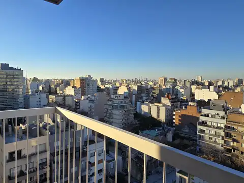 DEPARTAMENTO 5 AMBIENTES EN VENTA EN FLORES