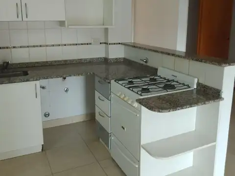 DEPARTAMENTO 2 AMBIENTES CON BALCON