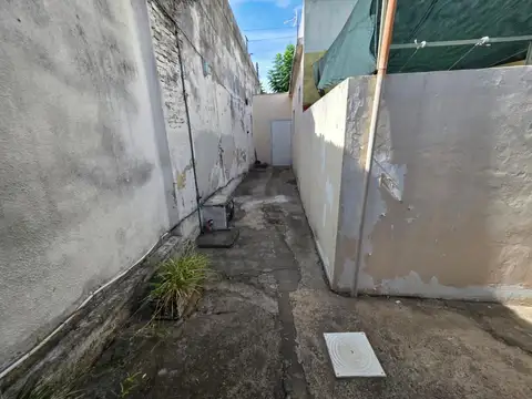 En Palomar en Venta Casa de 3 Ambientes en PH Al Fondo F: 10947