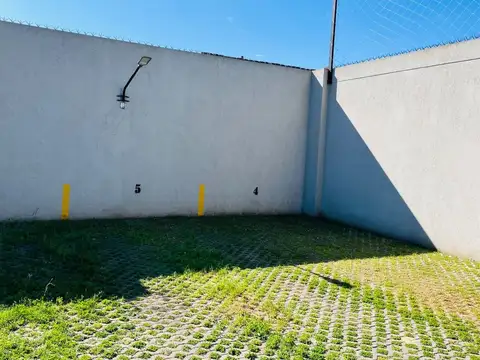 Depto Tipo Casa en Venta en Victoria, USD 119.800