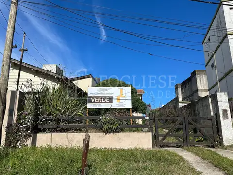 Costanera entre Paseos 116 y 117