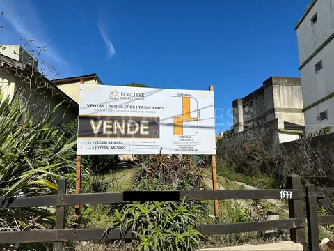 Lote en Zona Centro Hotelero multifamiliar frente al mar