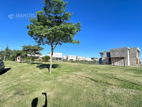 Casa en Venta en Puertos - Barrio Ceibos, USD 140.000