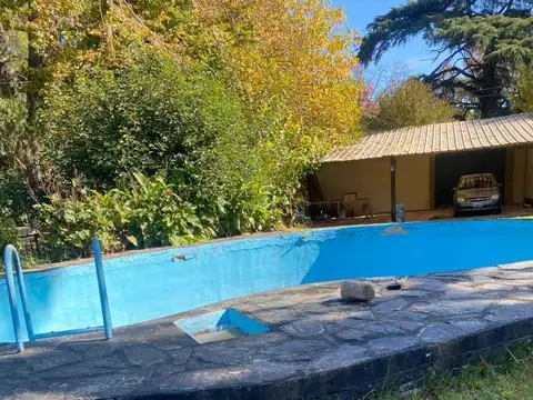 PROPIEDAD EN VENTA CENTRO LA REJA