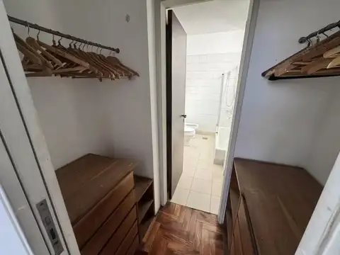 Depto Tipo Casa en Venta 40 años