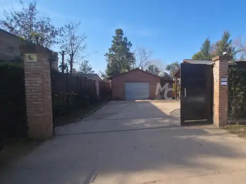 Galpón con oficinas en alquiler o venta en Ingeniero Maschwitz
