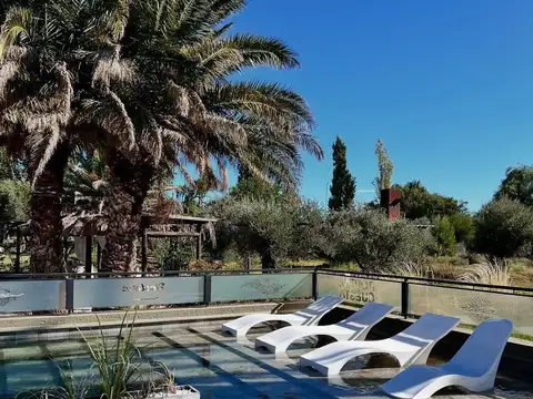 Hotel en Venta en Cuadro Benegas, USD 950.000