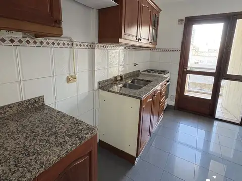 Departamento 3 ambientes con 1 baño
