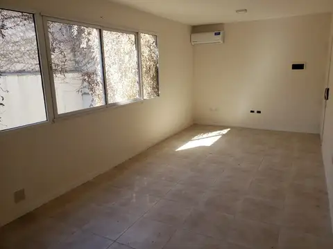 Departamento en Alquiler en Paternal, $ 550.000