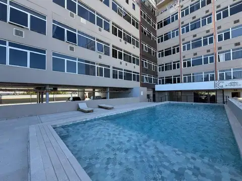 Departamento 2 ambientes con 2 cocheras  - DELTA CENTER